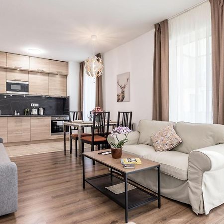 בודפשט 211 / 1 Bedroom / Modern Condo In City Center מראה חיצוני תמונה