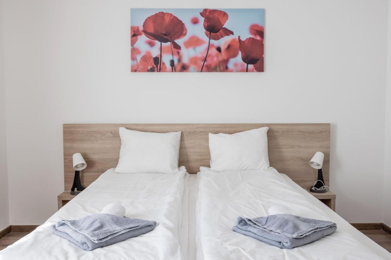 בודפשט 211 / 1 Bedroom / Modern Condo In City Center מראה חיצוני תמונה