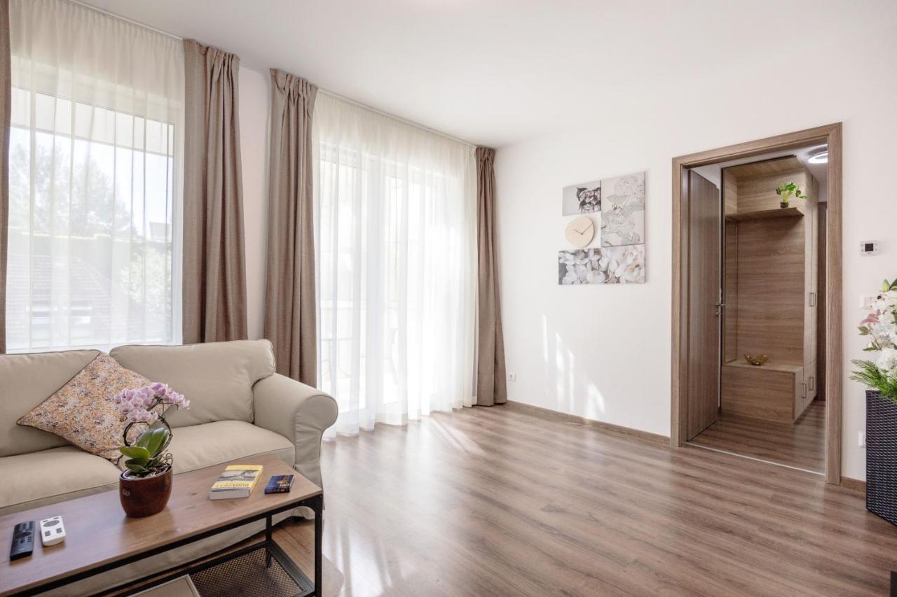 בודפשט 211 / 1 Bedroom / Modern Condo In City Center מראה חיצוני תמונה